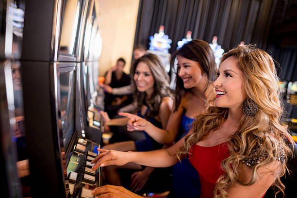 Colok Naga live-dealer studio with multi-camera setup, traditional décor, and HD table feeds